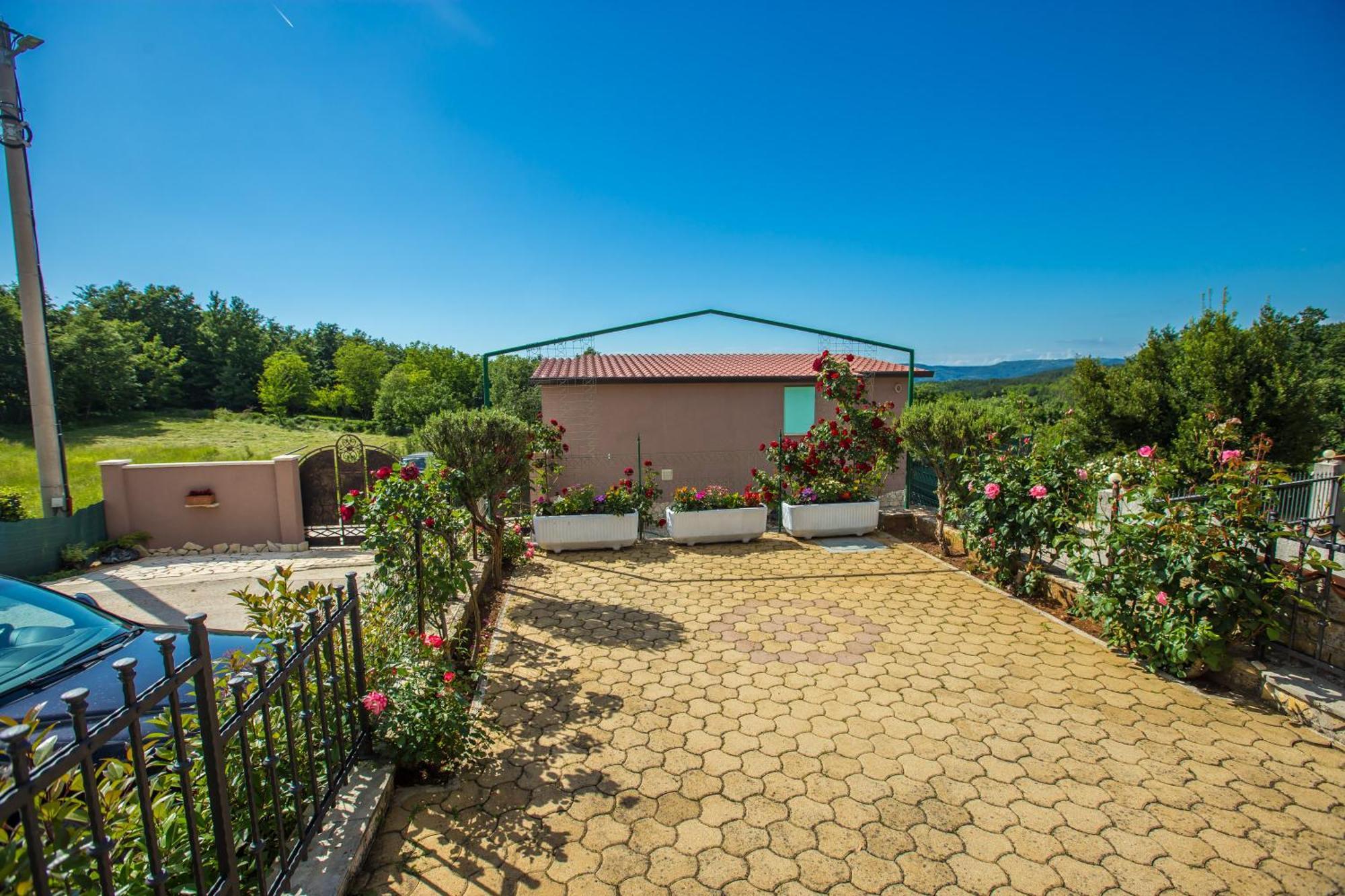Villa Michelle Karojba 외부 사진